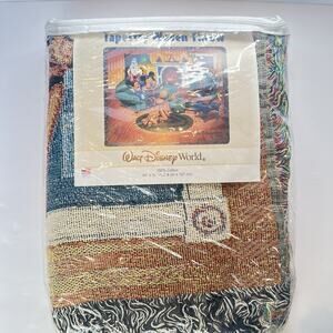 Walt Disney World Tapestry Woven Throw Blanket Mickey Minnie Mouse NEW 60” x 50”